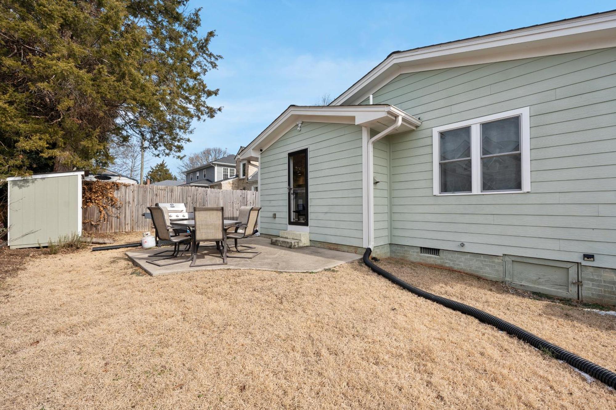 Charming Dt 3-Bed Bungalow With Fenced-In Yard Raleigh Dış mekan fotoğraf